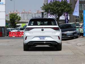 SUV Compact d'<span class=keywords><strong>Occasion</strong></span> Volkswagen <span class=keywords><strong>T</strong></span>-<span class=keywords><strong>ROC</strong></span> 2024 280TSI DSG 2WD Moteur 1.5T Euro VI Édition StarLight 5 Places Essence - Product Image 3