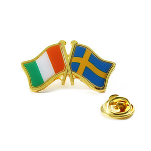 New Resin Epoxy Flag Anstecknadel Custom Design Vergoldete Anstecknadel Cross Irish <span class=keywords><strong>Sweden</strong></span> Country Flags <span class=keywords><strong>Pin</strong></span> mit Pack karte - Product Image 3