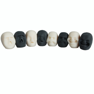 Balle anti-stress à presser en forme de visage humain, design japonais - Product Image 1