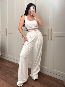 Nueva Colección de Ropa para Mujer, Conjunto para Fiestas, Trajes de Vacaciones para Mujer, Top Deportivo Acolchado Dri Fit y Pantalones Holgados Aloe Yoga - Product Image 2
