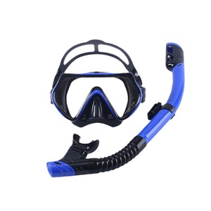Máscara de Snorkel Aishangyou y Tubo de Respiración de Silicona Líquida de Talla Única para Buceo y Natación - Product Image 1