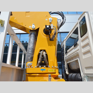 סיטונאי sinotrik howo 8x4 רב תכליתי בום טלסקופי עם ציוד zoomlion 12 טון ו-14 טון קיבולת נמוכה - Product Image 5