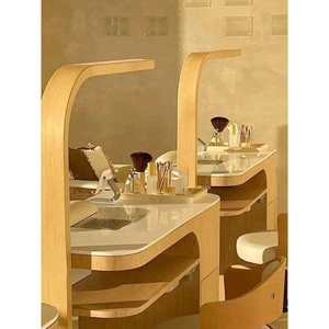 Sillón de Masaje para Pedicura en Dorado Grisáceo y Juego de Mesa de Manicura, Mesa de Manicura Portátil de Alta Gama con Lámparas y Secadores - Product Image 2
