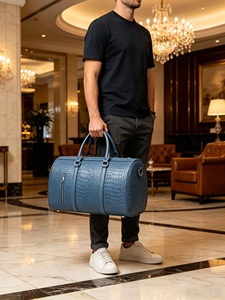 <span class=keywords><strong>Sac</strong></span> de voyage personnalisé de créateur avec logo, en cuir PU imperméable, <span class=keywords><strong>pliable</strong></span>, à porter à l'épaule, de haute qualité - Product Image 4