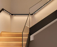 Rampe d'escalier en acier inoxydable personnalisée à faible MOQ avec éclairage LED intégré et projecteur pour balustrade