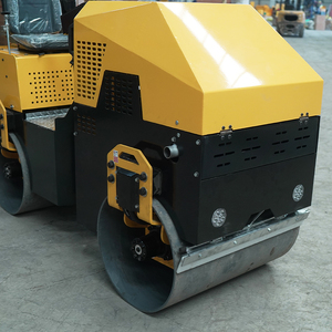 Rouleau compacteur vibrant à double tambour LianDian 800 places, refroidi par air, 8,5 kW, avec pompe à engrenages haute efficacité, monté sur camion - Product Image 6