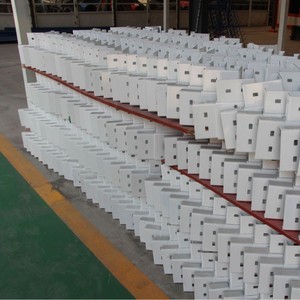 Pieza de Esquina de Ensamblaje Rápido para Casa Contenedor, Pintada de Blanco, Rectangular, Grosor Estándar, Diseño Industrial - Product Image 2