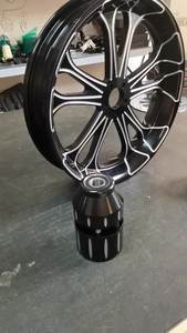 Convient pour Harley Breakout, jante arrière large de 18 pouces, jante en aluminium forgé, capable d'accueillir des pneus de 240 à 260 mm de large. - Product Image 6