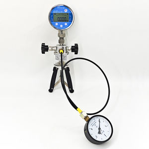 Pompe pneumatique de test de pression manuelle Pompe d'étalonnage de pression d'huile Calibrateur de pression - Product Image 2