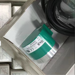 Codificador Lika IT65-H-5000ZCP4ER Fabricado en Italia con Terminación de Conector para Uso Industrial - Product Image 3