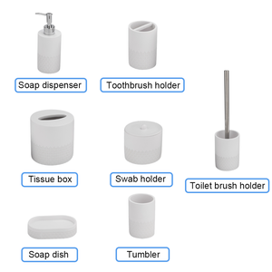 Juego completo de baño de 7 piezas de poliresina de piedra arenisca cálida y neutra, que incluye dispensador, vaso, jabonera y cepillo. - Product Image 3