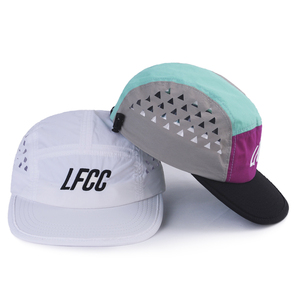 Casquette de camping premium sportive à dos élastique 5 panneaux, à visière courte, en nylon personnalisé, découpée au laser, pour la randonnée et le trekking, style trucker - Product Image 6