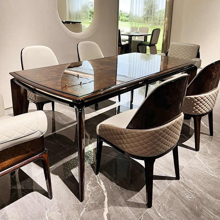 สีน้ำตาล/สีเบจ