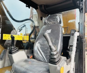 Excavadora de orugas hidráulica Caterpillar 320GC usada, motor diésel de 20 toneladas con bomba hidráulica, excelente estado - Product Image 2