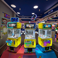 Mini machine à griffes, petite machine de jeu distributeur, machines à griffes pour peluches