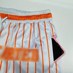 OEM personalizado de fábrica de Vietnam negro naranja retro estilo clásico ropa de calle pantalones cortos de baloncesto - Product Image 4