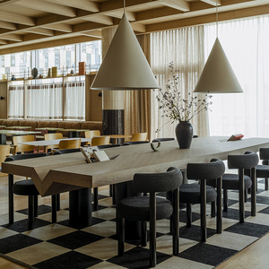 Ensemble de meubles de chambre d'hôtel sur mesure, design minimaliste et architectural, solution pour les espaces d'hôtels boutique haut de gamme - Product Image 4