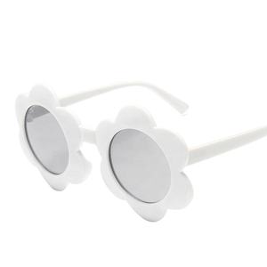 2025 Hot Selling Newest Trendy Lovely Small <b>Frame</b> Boys Girls <b>Sunglasses</b> UV400 <b>Round</b> Kids <b>Sunglasses</b> Flower Children <b>Sunglasses</b> - Product Image 6