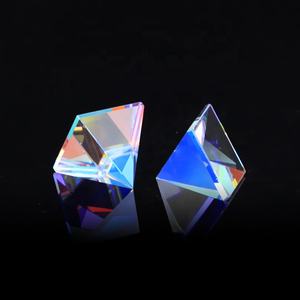 Prisma Pirâmide Colorido de Alta Qualidade 20*20mm K9 <span class=keywords><strong>Bk7</strong></span> - Product Image 3