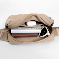 Sac banane de voyage premium à texture plissée, sac à bandoulière, pochette quotidienne multi-poches, sac de voyage, sac banane