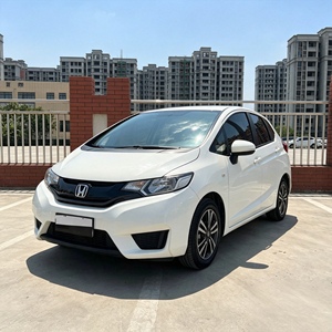 <span class=keywords><strong>Honda</strong></span> Fit Usado 2016 1.5L CVT Automático 5 <span class=keywords><strong>Plazas</strong></span> Volante a la Izquierda Asientos de Tela Color Oscuro Alta Eficiencia de Combustible Gasolina Euro VI Ghana - Product Image 4
