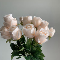 L-092 Vente en gros de roses artificielles en soie modernes faites à la main, 9 têtes, bouquet de fleurs artificielles, allée de mariage, Saint-Valentin