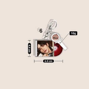 Colgante de acrílico con impresión del álbum de conciertos de StrayKids (Huang Xuanchen, Li Longfu) para bolso o llavero - Product Image 3
