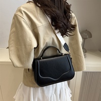 Nouveau sac à main carré tendance pour femme, style urbain décontracté, idéal pour les sorties quotidiennes, polyvalent et assorti à tout