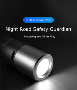 Linterna de metal de autodefensa multifunción tipo C de alta potencia personalizable con alarma más ligera para ocasiones de fiesta directo de fábrica - Product Image 4