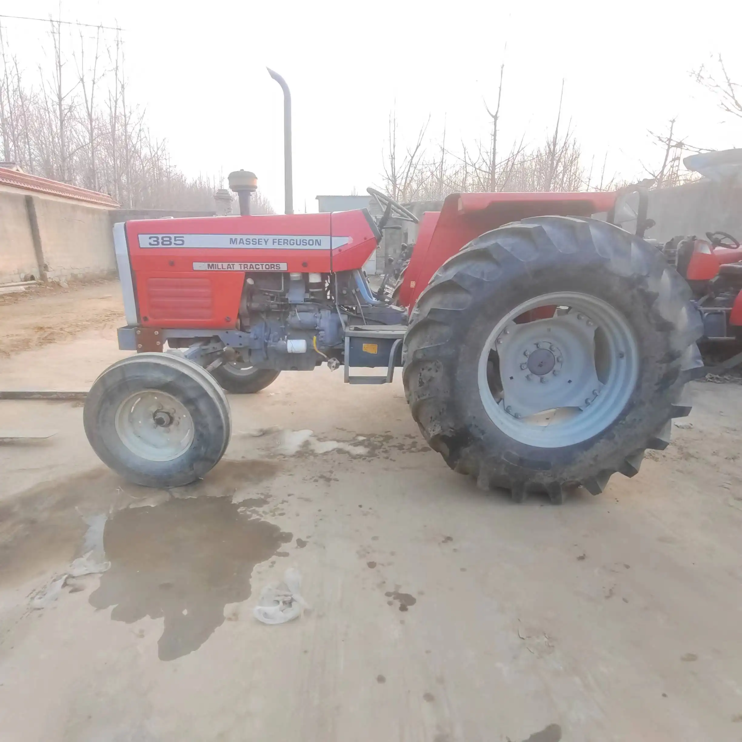 Kullanılmış traktör Massey Ferguson MF385 85HP 2wd tarım ekipmanları tarım makineleri çiftlik bahçesi traktörleri