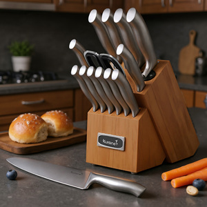 Conjunto de Facas de Chef de Alta Qualidade com 15 Peças em Aço Inoxidável de Alto Carbono com Afiador Integrado e Cabo Ambidestro Design Moderno - Product Image 6