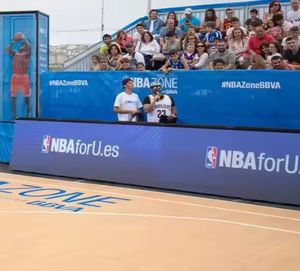 Écran LED circulaire pour terrain de <span class=keywords><strong>basket</strong></span>-ball 960*960mm, écran LED sportif, affichage publicitaire mural pour la <span class=keywords><strong>NBA</strong></span>, vente chaude - Product Image 1