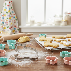 Grande stampo per biscotti in plastica a forma di agnello Set di biscotti personalizzabile per feste e teglia da 40 utensili per biscotti - Product Image 2