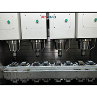 Centre d'usinage CNC à quatre têtes V7B+4SP haute rigidité avec 108 outils, usinage CNC multi-broches 5 axes pour de grands lots