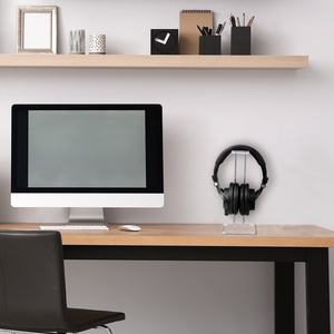 Support pour casque en acrylique transparent personnalisé avec surface polie pour l'affichage et le rangement des casques - Product Image 4
