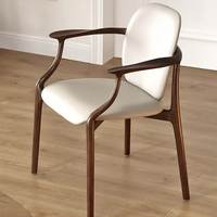 Chaise de salle à manger en bois massif, rétro, élégante, légère et luxueuse, pour usage domestique, durable, simple, design.