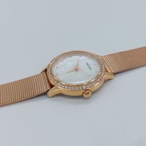 Reloj de Acero Inoxidable para <span class=keywords><strong>Mujer</strong></span> con Logotipo Personalizado, Estilo Coreano, Esfera de Nácar de 30 mm, Cronógrafo, <span class=keywords><strong>GUESS</strong></span> W0647L7 - Product Image 5