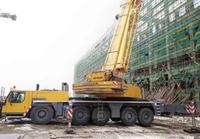 Grue de camion mobile de 200 tonnes LTM1200 Liebherr d'occasion de haute qualité 200 tonnes Vente de machines de construction incluse Moteur de moteur de pompe