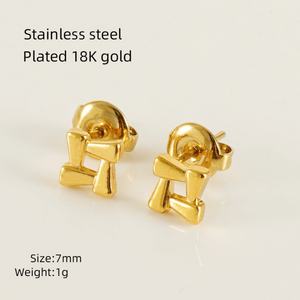 Mini <b>Titanium</b> Steel <b>Studs</b> High-Grade 18K Stainless Steel Irregular Heart-shaped Earrings for Women for Parties and Gifts - Product Image 5