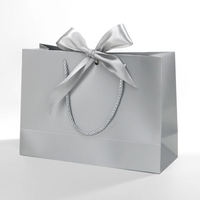Sacs en papier d'art estampés à chaud or/argent de qualité supérieure, style classique avec lamination et impression numérique