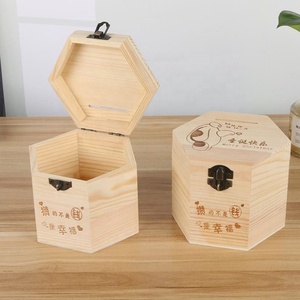 <span class=keywords><strong>Caja</strong></span> <span class=keywords><strong>de</strong></span> regalo <span class=keywords><strong>de</strong></span> madera <span class=keywords><strong>de</strong></span> Navidad hexagonal <span class=keywords><strong>Caja</strong></span> <span class=keywords><strong>de</strong></span> manzana <span class=keywords><strong>de</strong></span> madera natural <span class=keywords><strong>Caja</strong></span> <span class=keywords><strong>de</strong></span> <span class=keywords><strong>ahorro</strong></span> <span class=keywords><strong>de</strong></span> dinero <span class=keywords><strong>de</strong></span> madera con bisagras para niños - Product Image 2