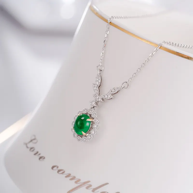 new design natural oval emerald with diamond gemstone solid 18k gold necklace for ladies