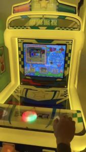 Machine de jeu d'arcade à monnayeur Crazy Click Mini, jeu de compétences pour enfants, 70 cm, 1 joueur, garantie 1 an, anglais - Product Image 3