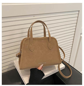 Nouveau Sac à Main Décontracté Femme en Daim Couleur Unie Style Rétro, Tendance 2026 Europe et Amérique, Sac Bandoulière <span class=keywords><strong>Pas</strong></span> <span class=keywords><strong>Cher</strong></span> - Product Image 5