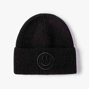 Bohang Dễ Thương Biểu Tượng Biểu Tượng Sọc Còng Đan Beanie <span class=keywords><strong>Hat</strong></span> Biểu Tượng Tùy Chỉnh Dệt Kim Thêu Giả Thỏ Lông Sợi Mùa Đông Beanie <span class=keywords><strong>Hat</strong></span> - Product Image 5