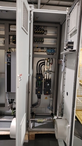 Infraswin - Gabinete de Control VFD Personalizado de Fábrica, IP54/IP65, Trifásico, Variador de Frecuencia Inteligente, Servicio OEM - Product Image 5