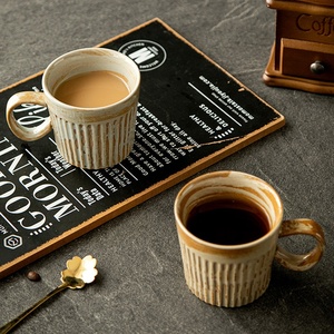 Mug à café en céramique minimaliste de style japonais, moderne, créatif et simple, tasse à eau en céramique pour le bureau - Product Image 3