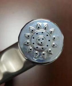 Пластиковый хромированный смеситель для ванной - Product Image 4