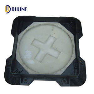 키프로스를위한 신성한 맞춤형 블랙 맨홀 커버 - Product Image 5