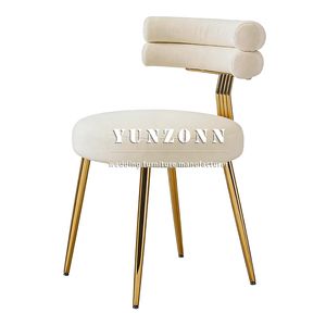 Ghế tiệc cưới sang trọng bằng nhung vàng cao cấp cho thuê sự kiện - Product Image 2